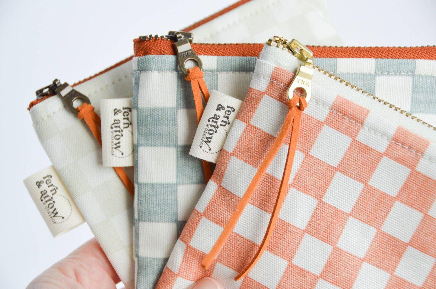 Vans Checkered Zipper: Clutch / Large