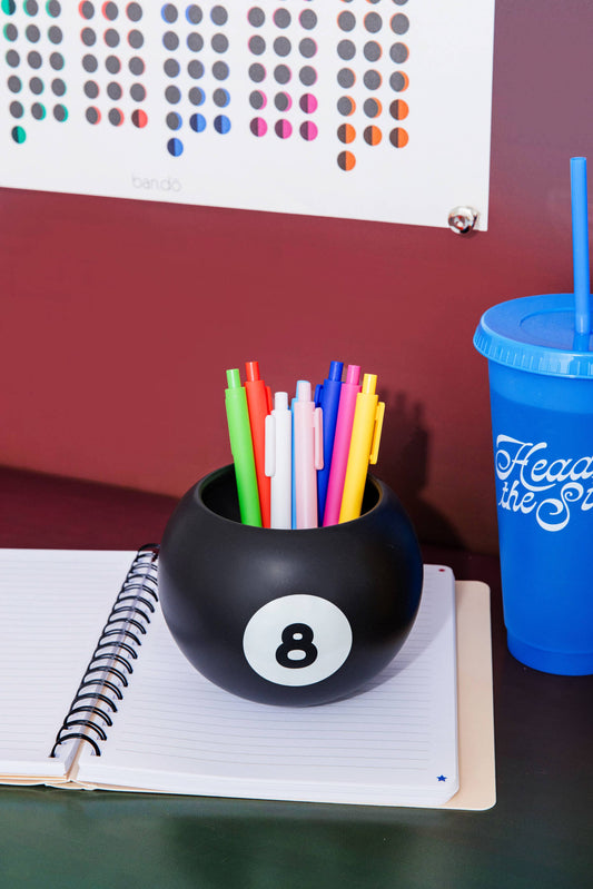 Vase, 8-Ball