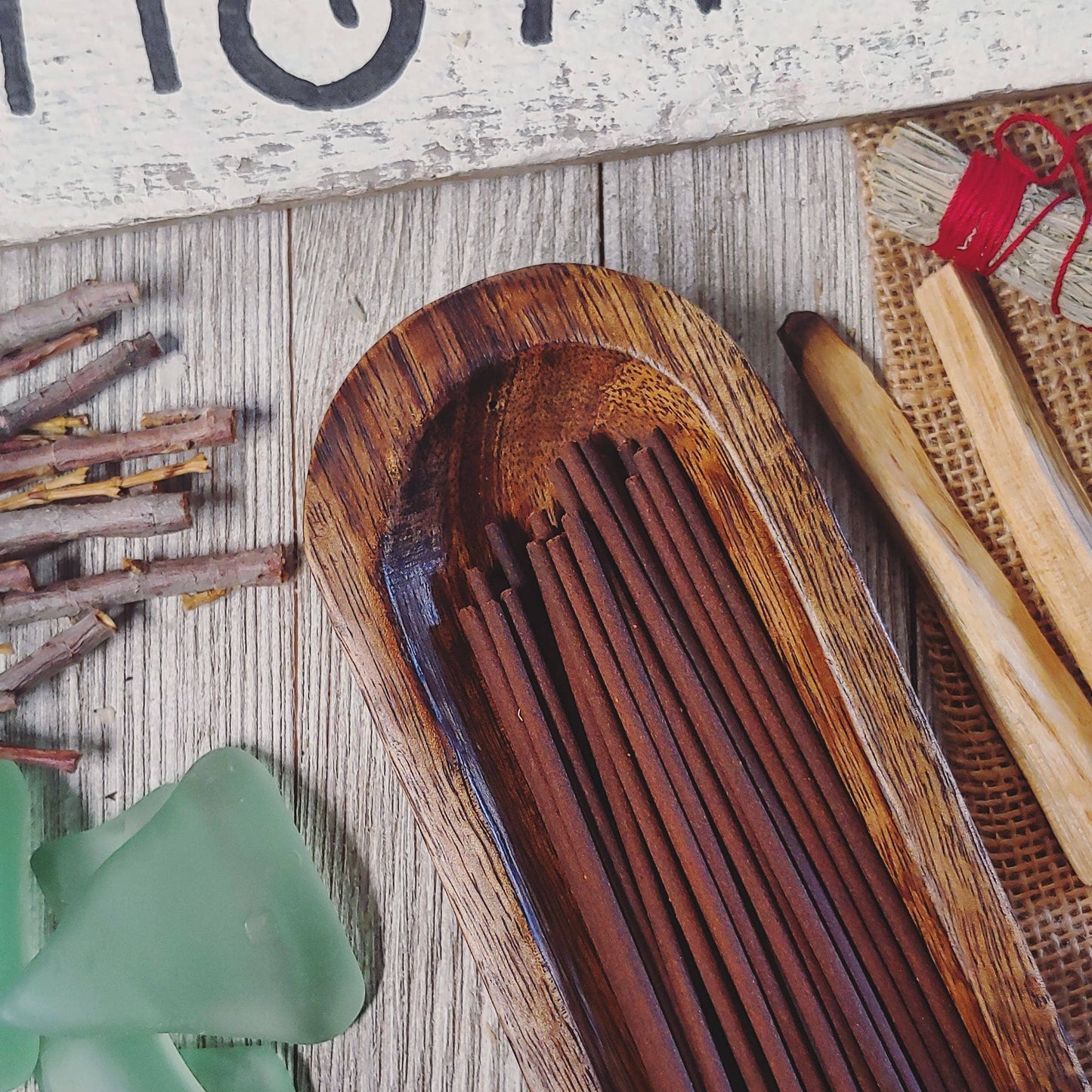 Tobacco & Leather Incense: 10 Sticks