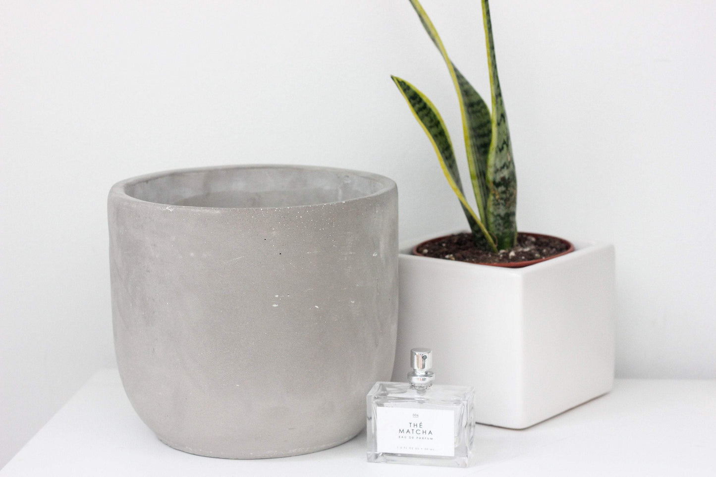 Round Concrete Indoor Planter Pot: 5"