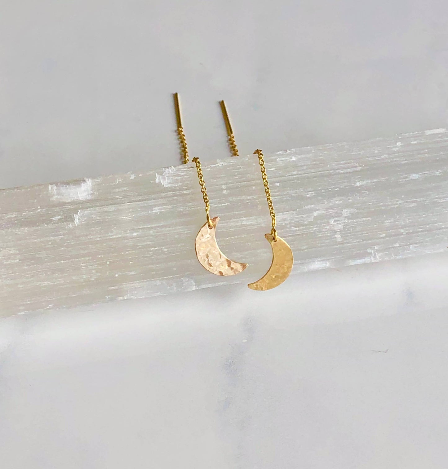 Tiny crescent threader