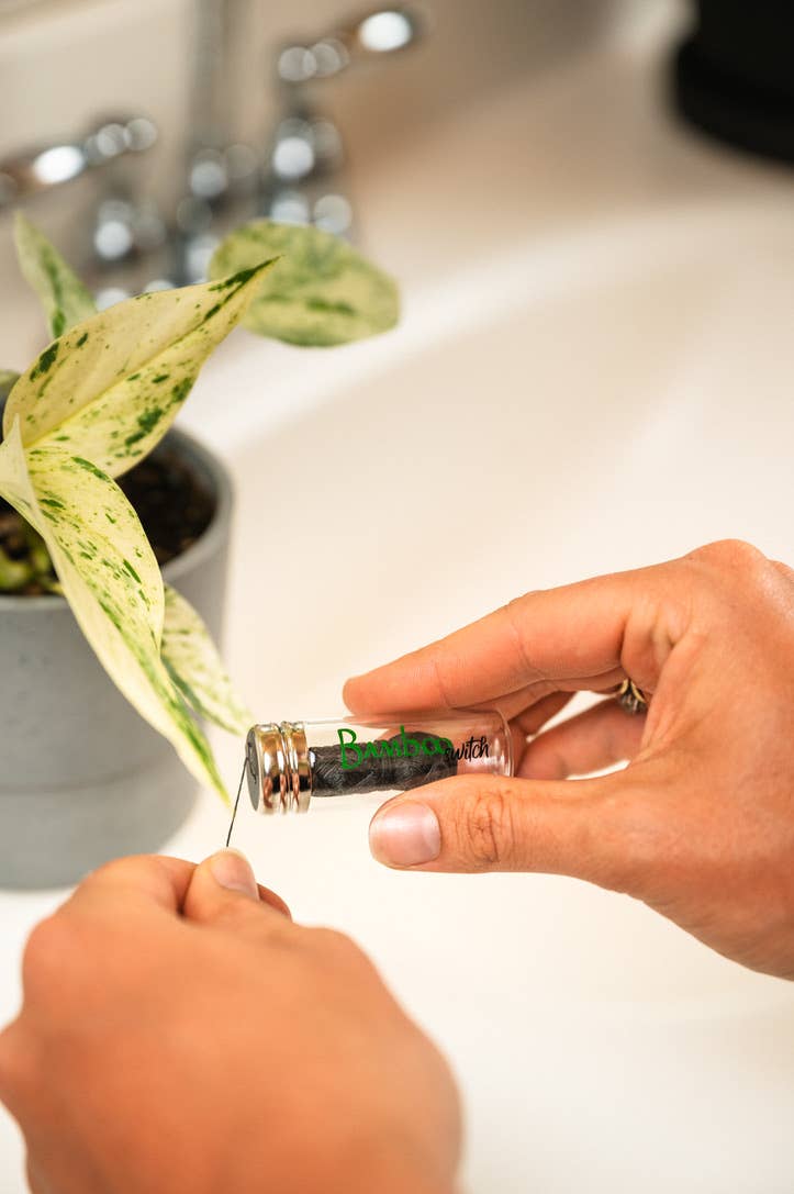 Bamboo Floss | Vegan: Charcoal Infused