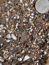 Load image into Gallery viewer, Soil (1Gal) Houseplant Chunky Mix (Aroid/Tropical Mix): 1 Gallon (4 Quarts)
