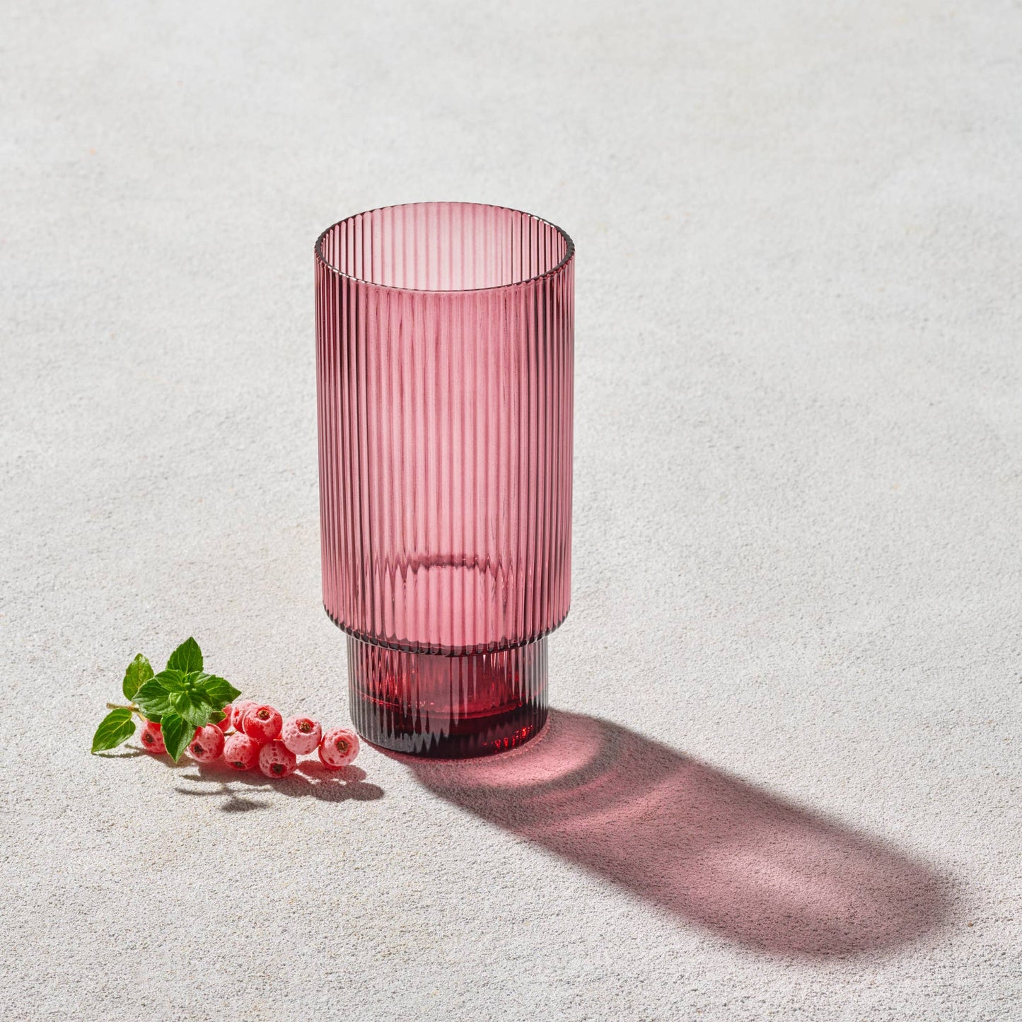 Vikko Decor - Malibu, Ribbed Glass, Plum, MULTIPLE SHAPES : 7 OZ Champagne