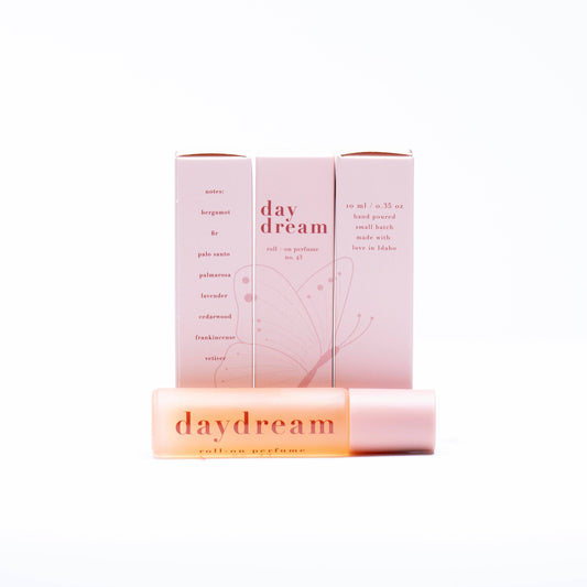 Clean roll-on perfume • no. 43 daydream