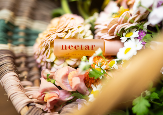 Clean roll-on perfume • no. 40 nectar