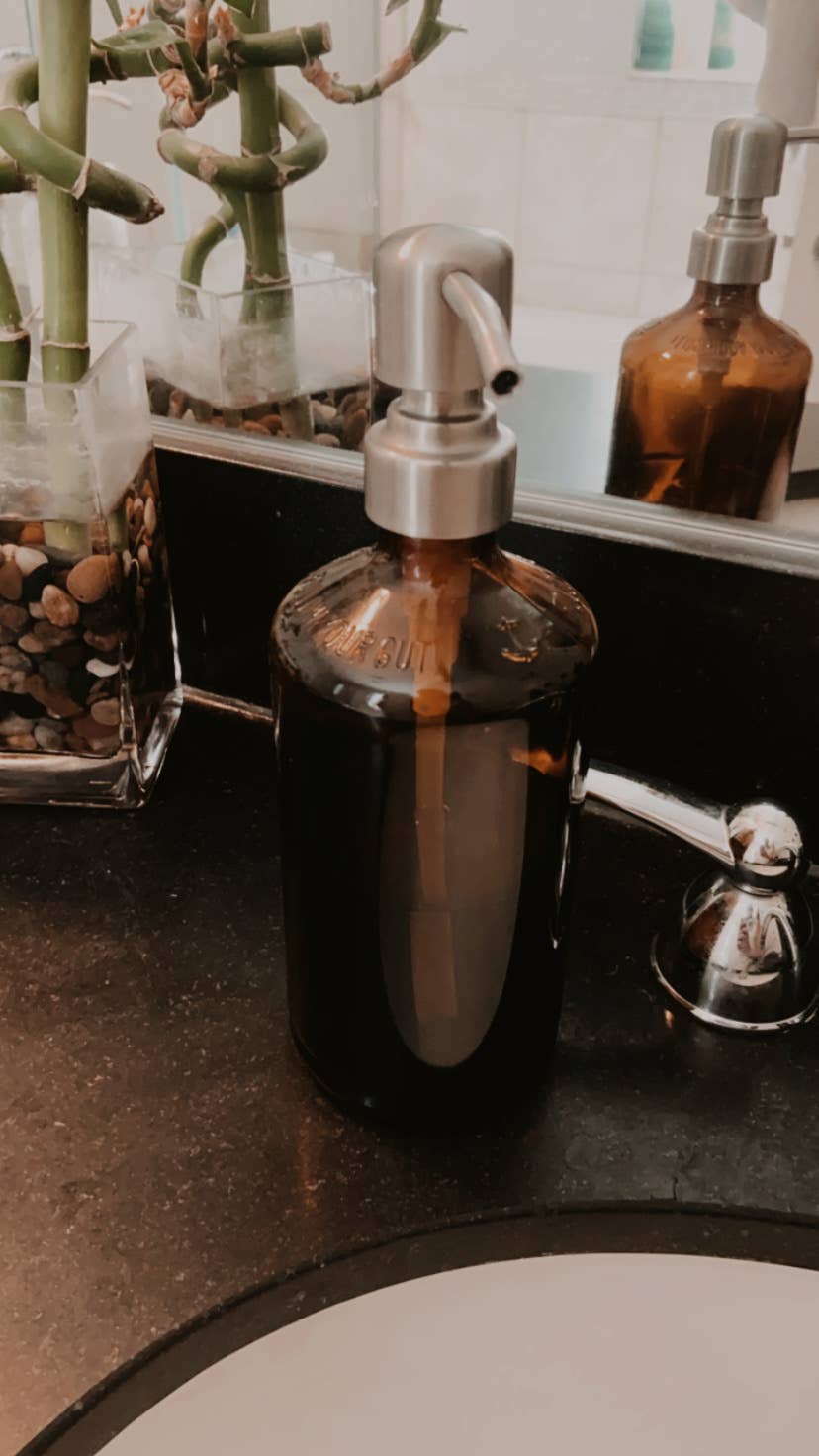 Bottle Pump Top: Matt Black