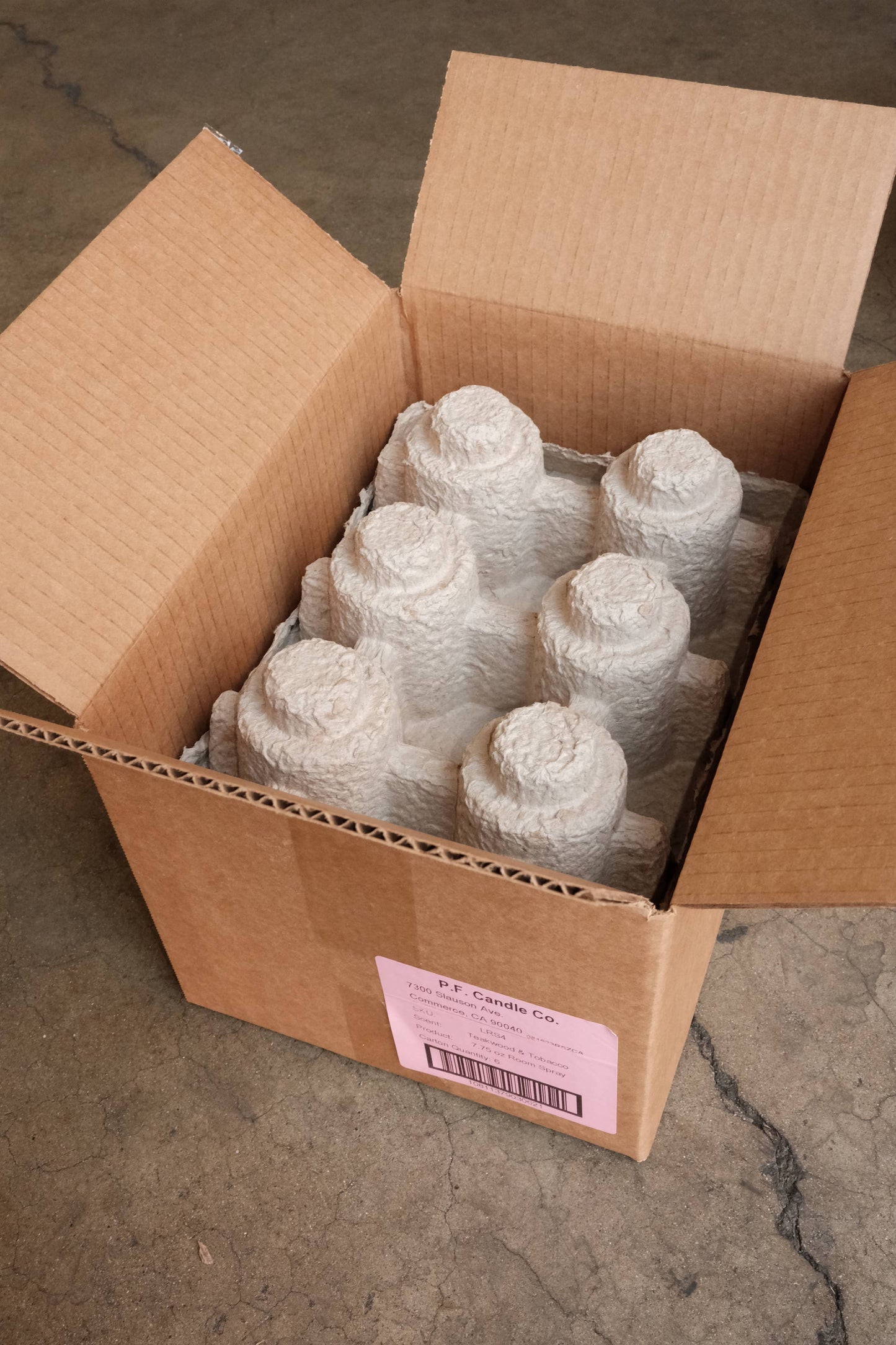 Teakwood & Tobacco - 7.75 oz Room & Linen Spray: 7.75 oz