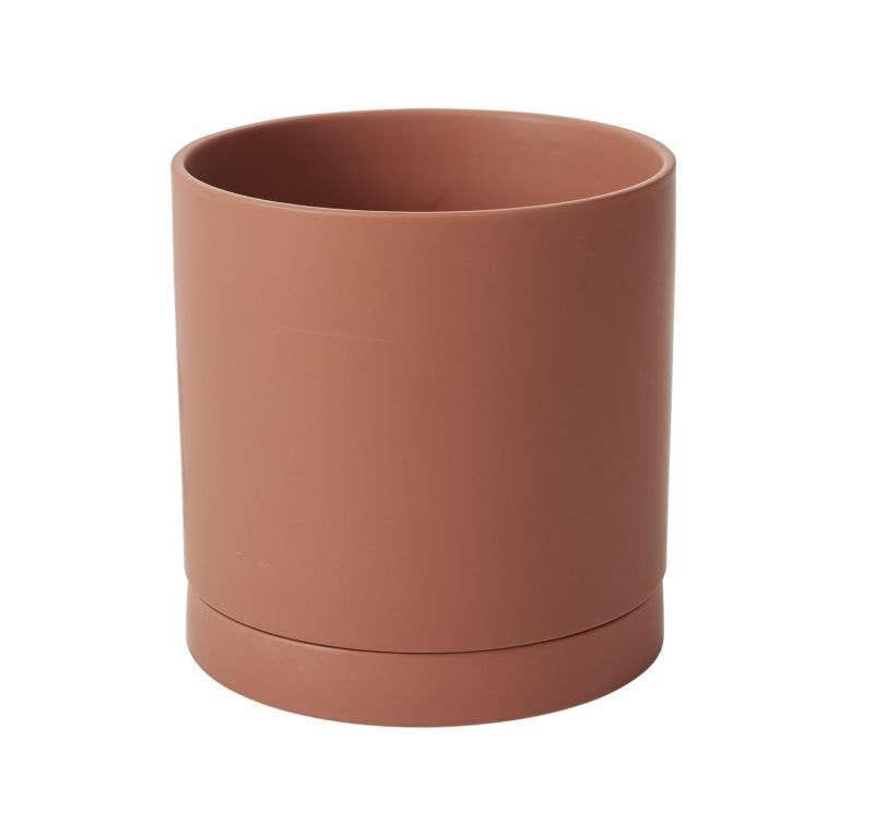 Romey Pot and Saucer: 4.75" Pot / White