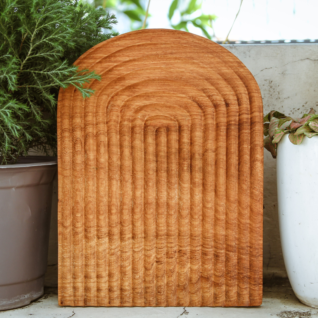 Rainbow Arc Wooden Serving Board - Fall Decor - 11" x 8,1"