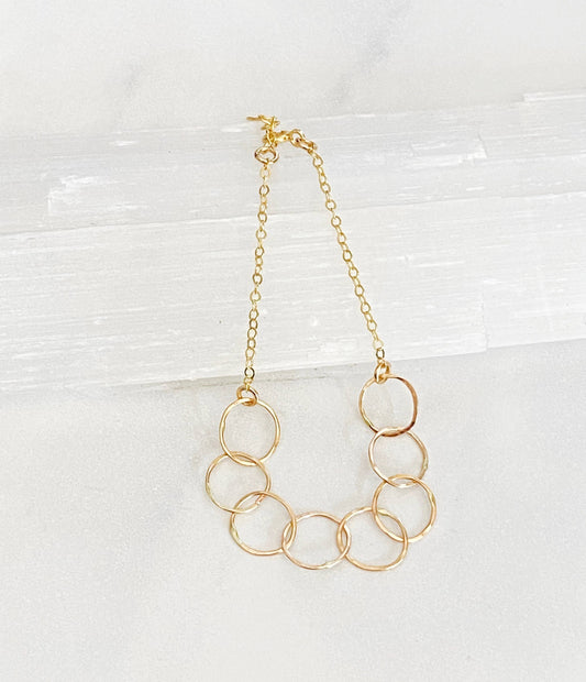 Hammered circles bracelet